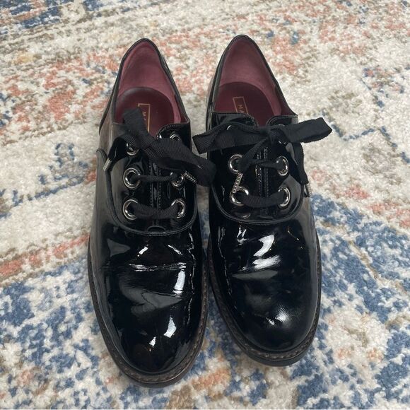 MARC JACOBS Black Patent Helena Oxfords Women’s Size 39 - Picture 2 of 9